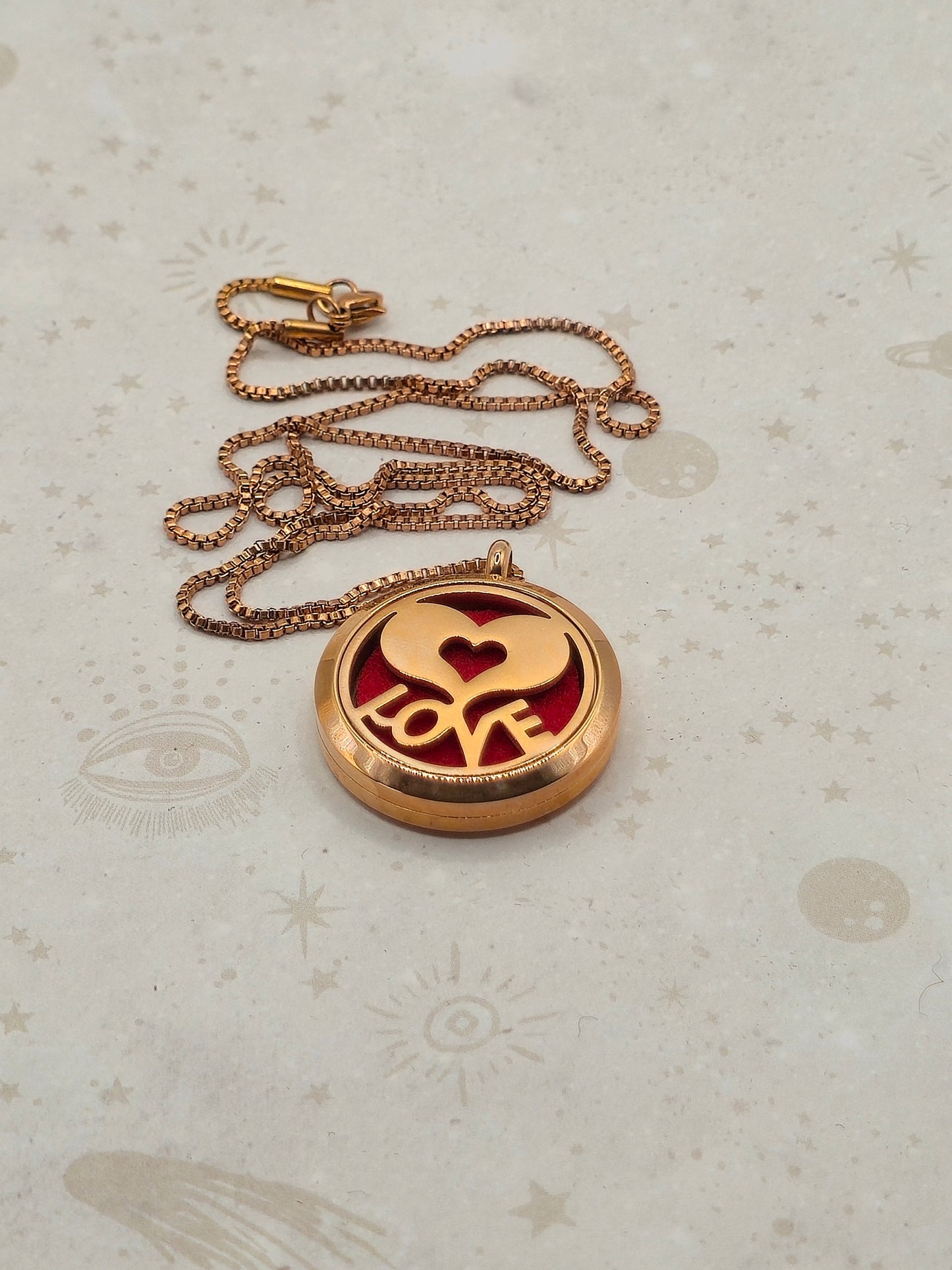 316 Stainless Steel Diffuser Locket Pendant Necklace, Stainless Steel Colour: Love Heart Design